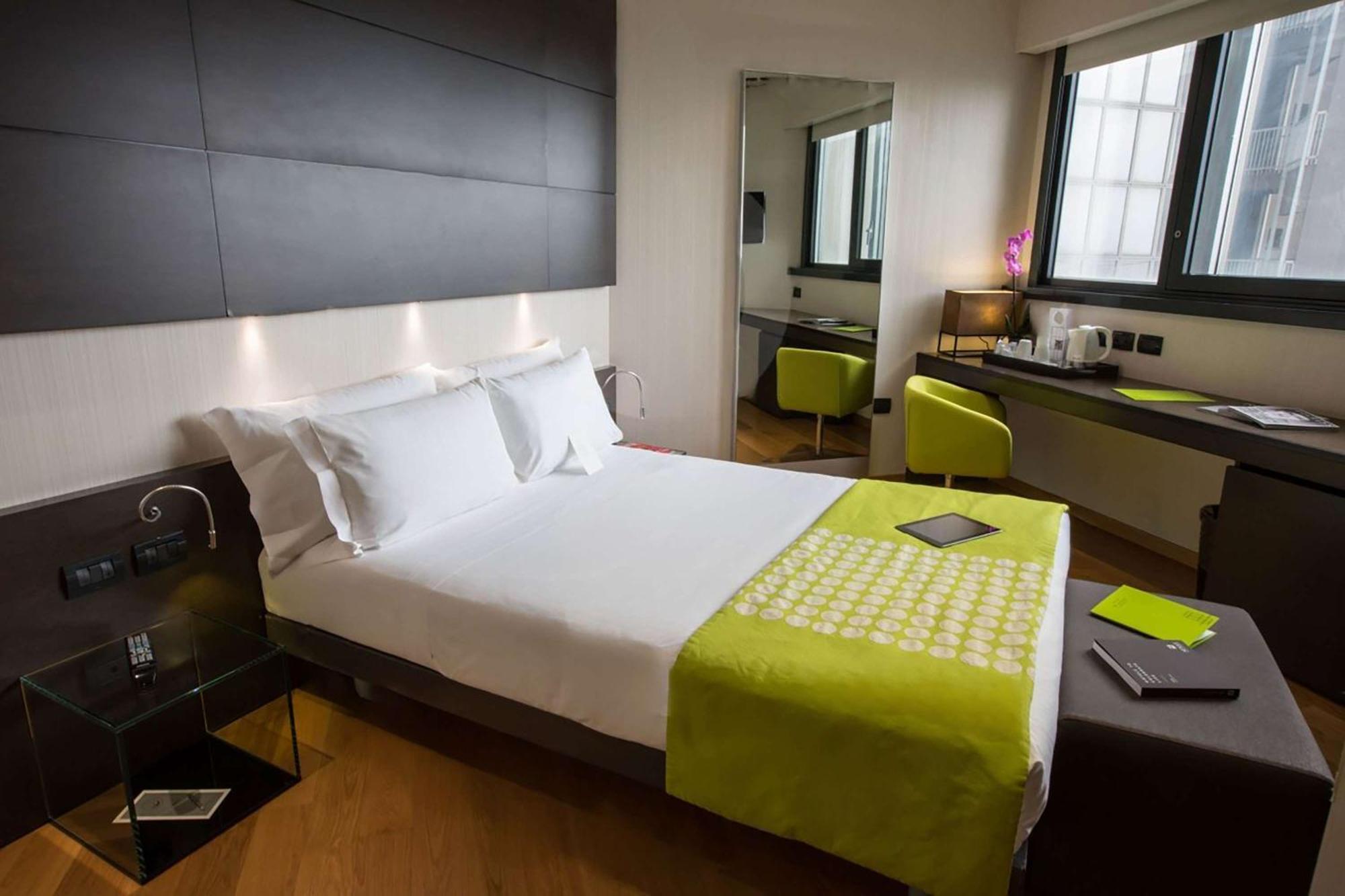 Best Western Plus The Hub Hotel Милано Екстериор снимка